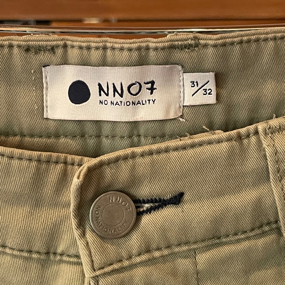 NN07 Mens Khakis
